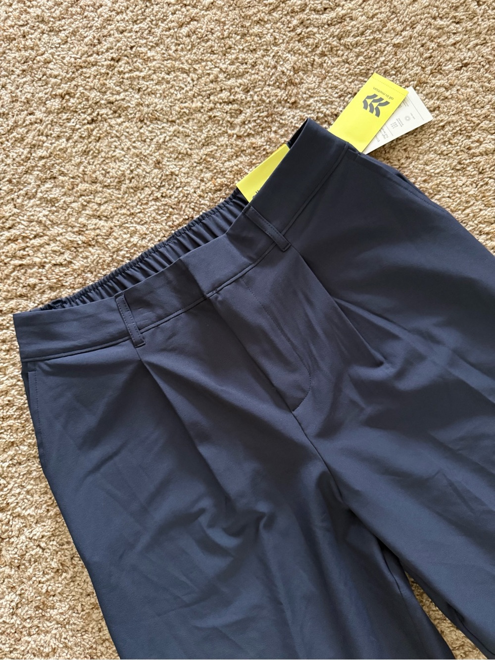 NWT All in Motion High Rise Woven Trousers Navy Blue Size Small - Picture 3 of 13